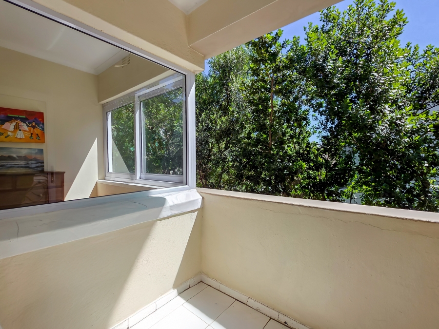 2 Bedroom Property for Sale in Green Point Western Cape